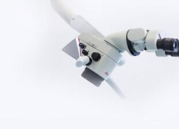 Лечение зубов под микроскопом